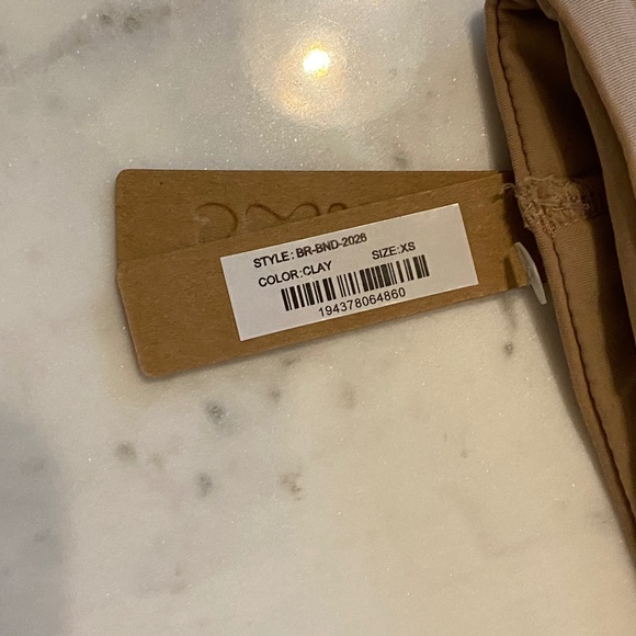 Skims Fits Everybody Fits Everybody Bandeau Bra in Clay - Picture 6 of 7